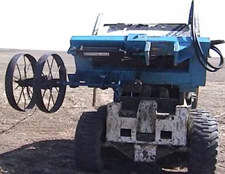 wirerollerfront.jpg (18846 bytes)